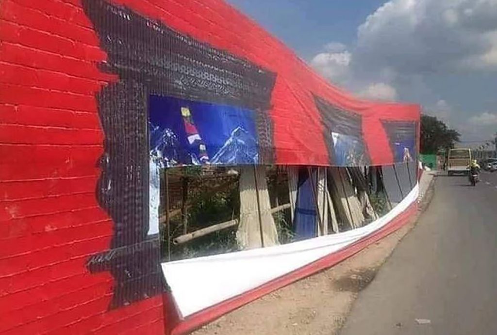 Flex for welcoming to xi jinping