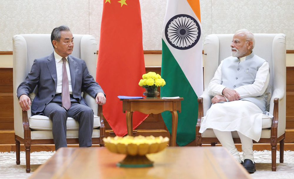 Narendra Modi and wang yee
